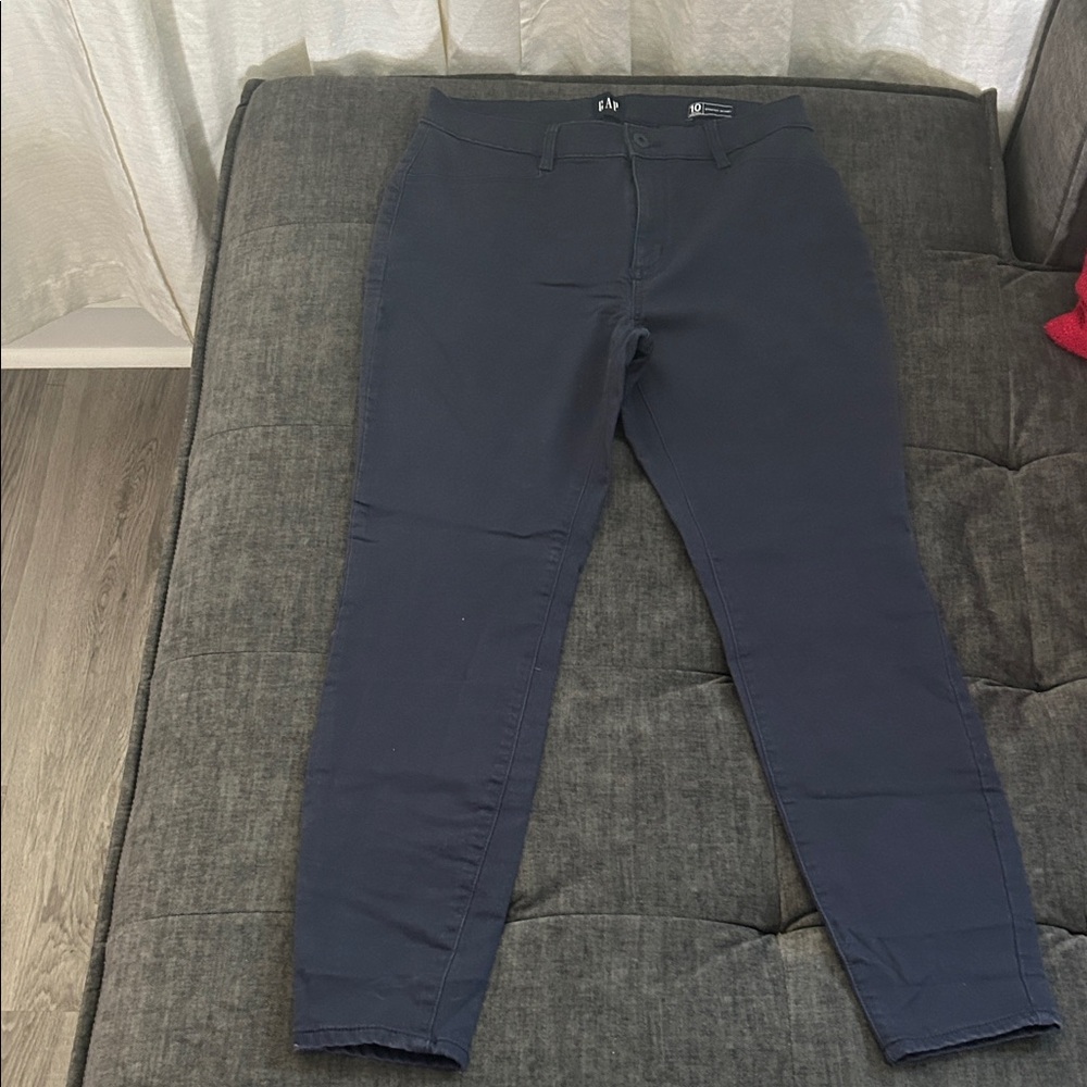 GAP Women's Navy Ankle Jeans